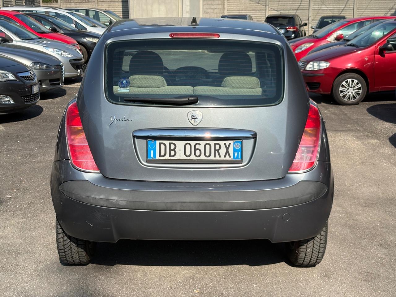 Lancia Ypsilon 1.2 Oro Bianco