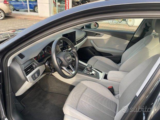 AUDI A4 Avant 40 TFSI S tronic Business
