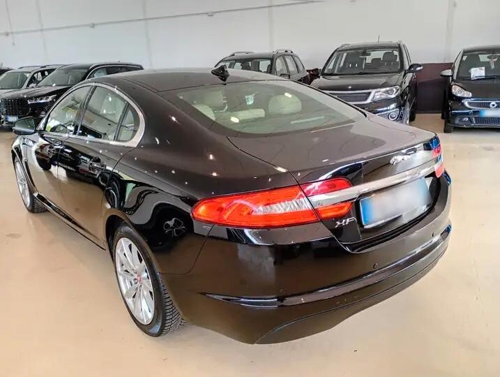 Jaguar XF 2.0 D E-Performance Prestige