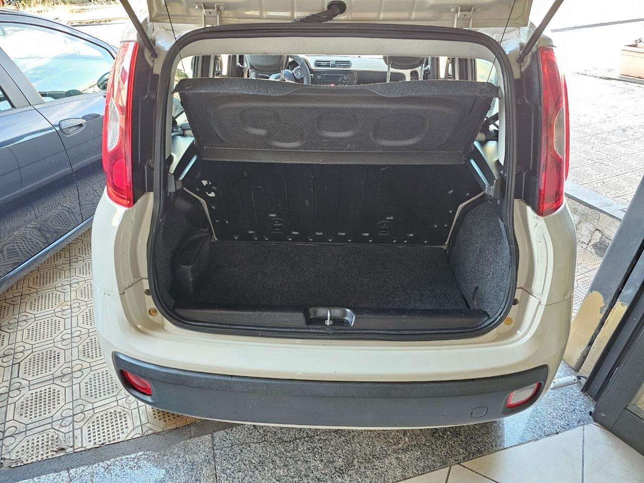 Fiat Panda 0.9 TwinAir Turbo Natural Power Lounge