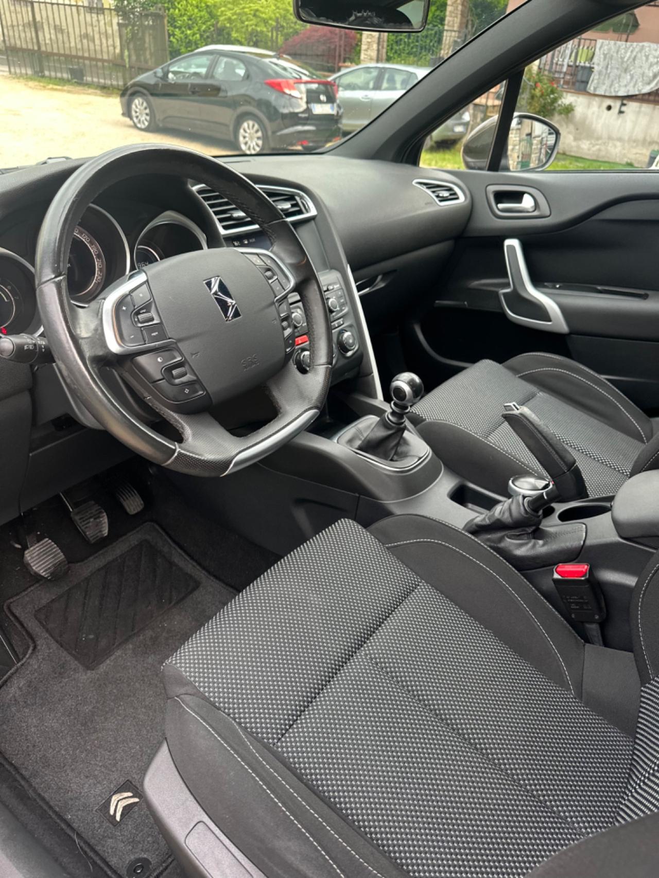 Ds DS4 1.6 e-HDi 115 SO CHIC KMCERT GARANZ UNICOPR