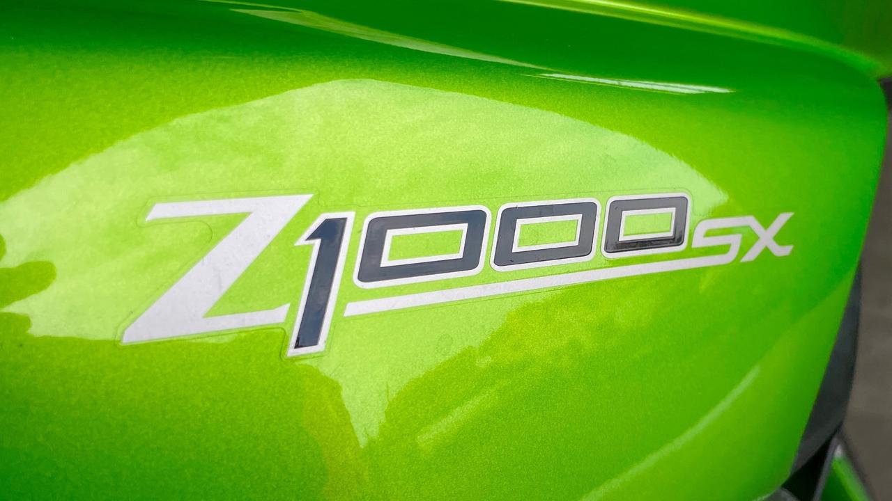 KAWASAKI Z1000 SX Mono post. Scarico Hp corse