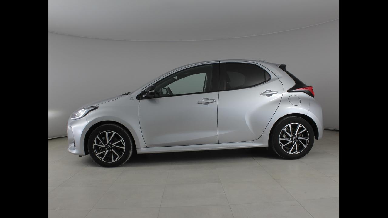 TOYOTA Yaris IV 2020 - Yaris 1.5h Lounge