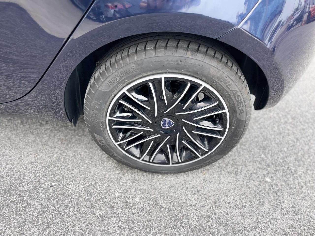 Lancia Ypsilon 1.2 Gpl 69CV E6 Neo - 2020