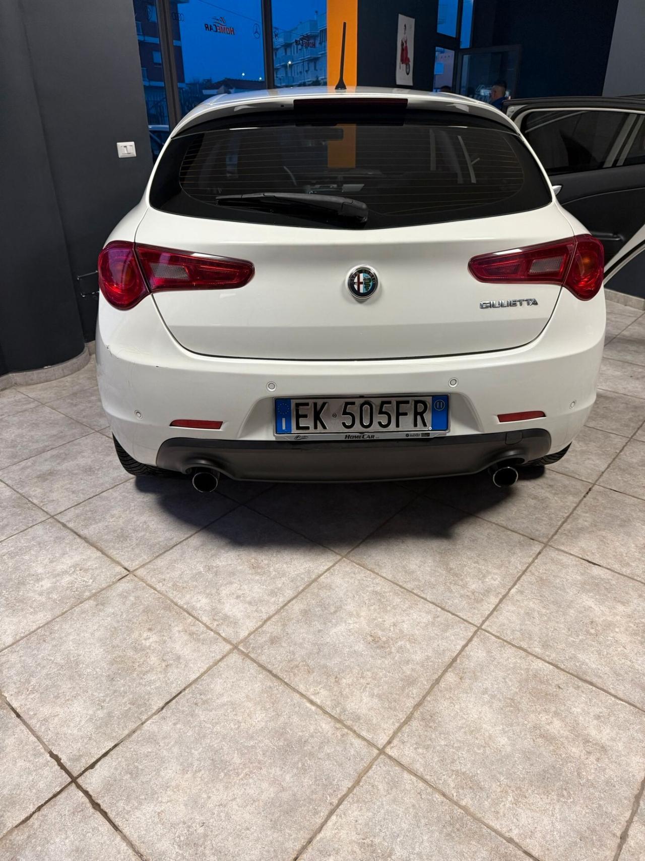 Alfa Romeo Giulietta 2.0 JTDm-2 140 CV Distinctive