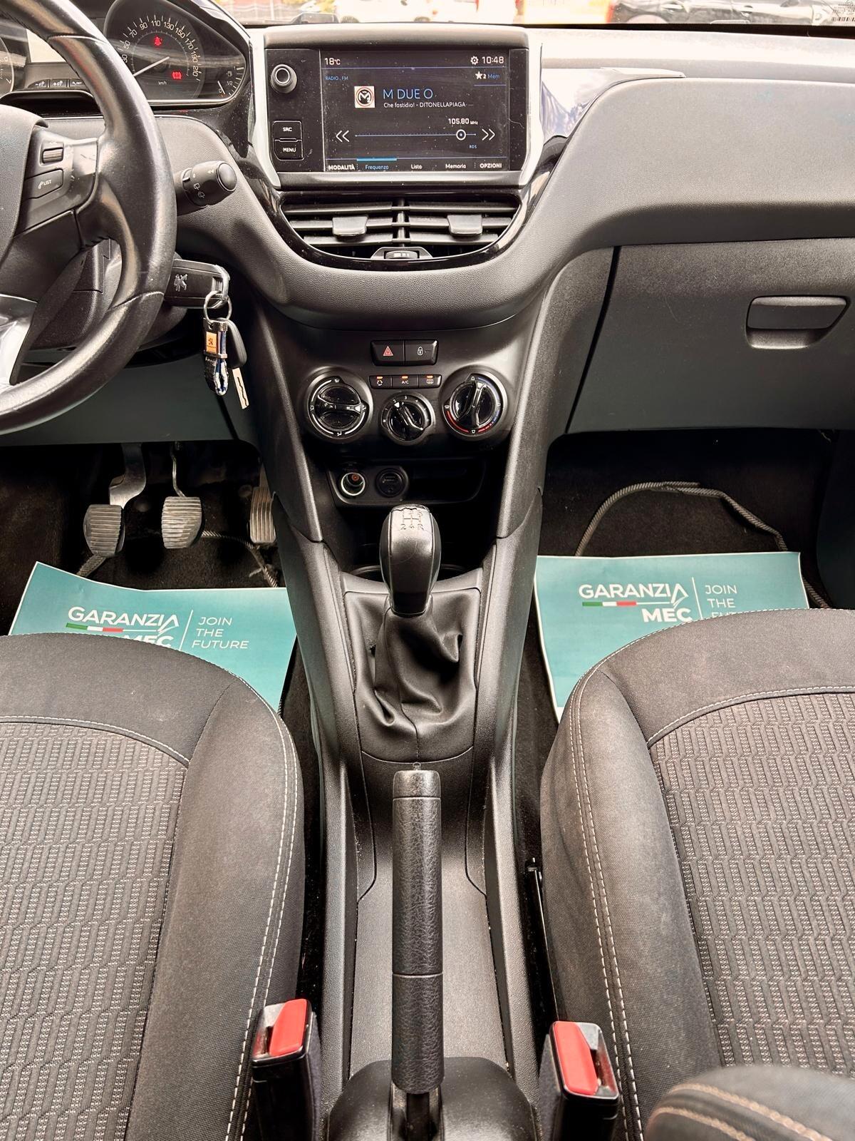 Peugeot 208 PureTech 82 5p. GPL Allure