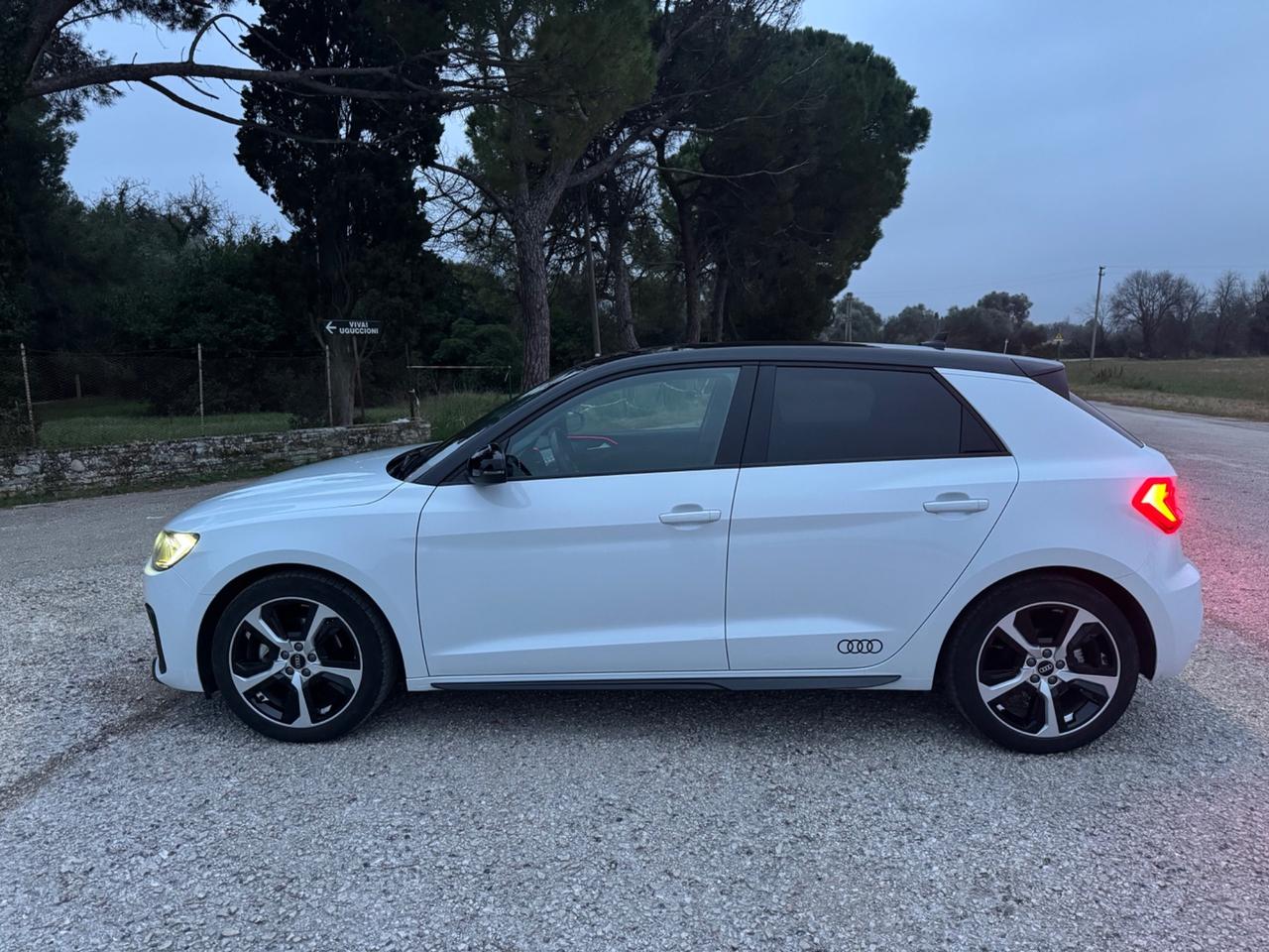 Audi A1 SPB 30 TFSI Identity Black