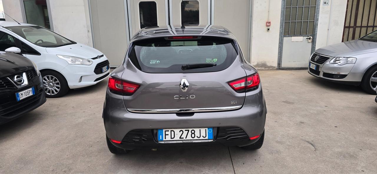 Renault Clio dCi 8V 90CV EDC Start&Stop 5 porte Energy Intens