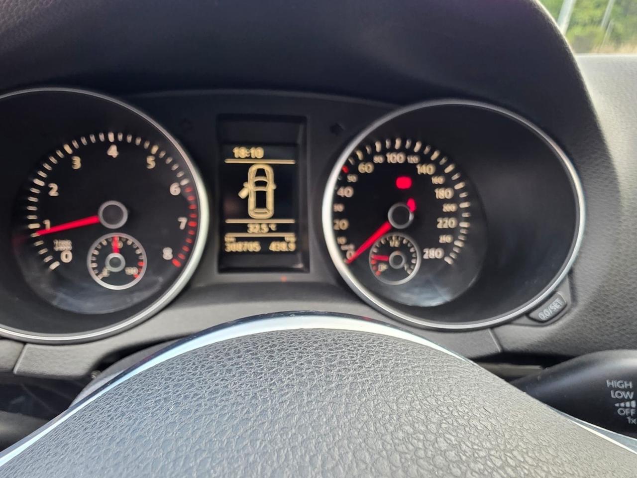 Volkswagen Golf GTI 2.0 TSI 5p.