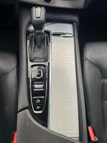 Volvo XC90 XC90 2.0 d5 Momentum awd geartronic