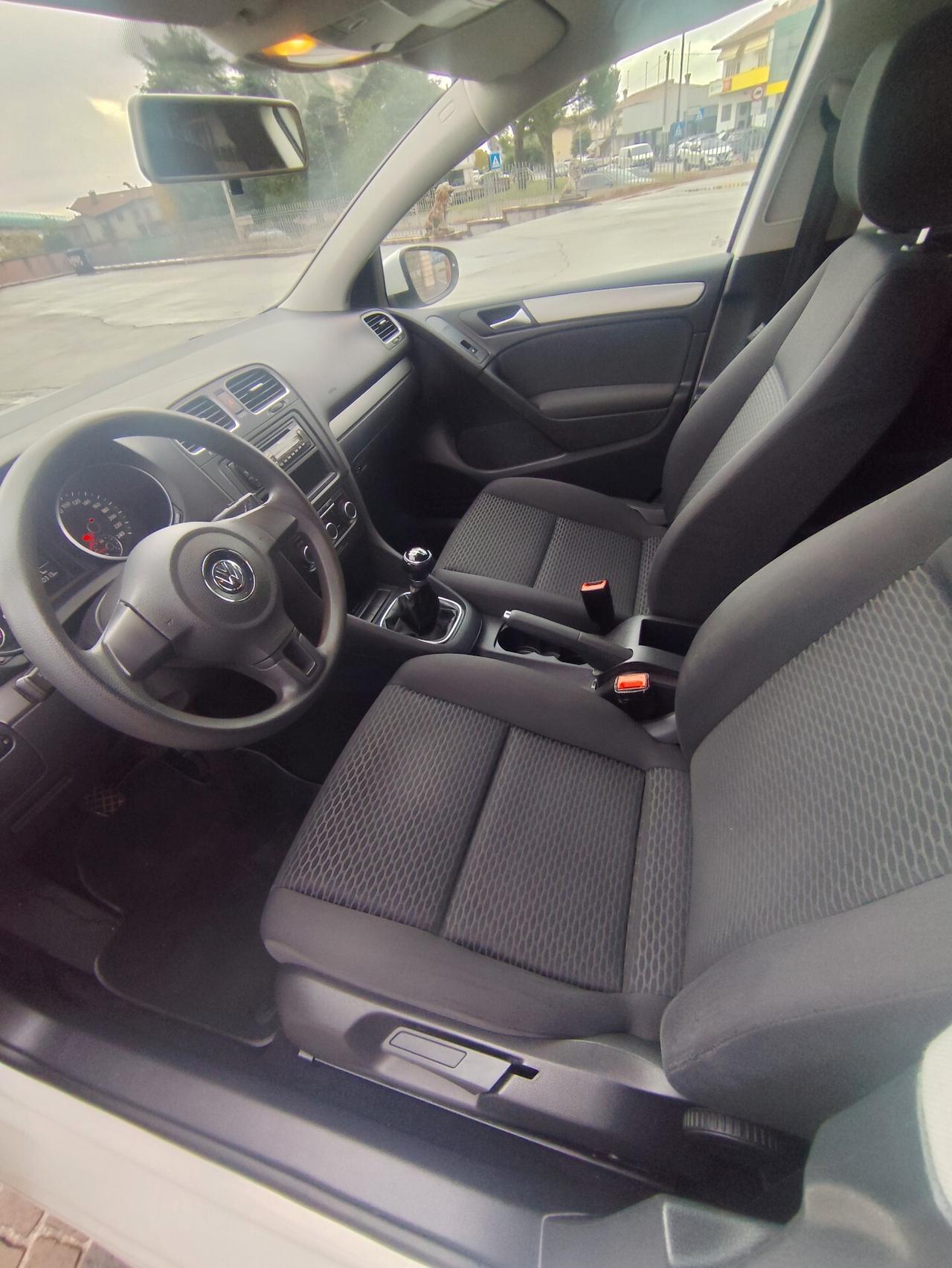 Volkswagen Golf 1.6 TDI DPF 5p. Highline