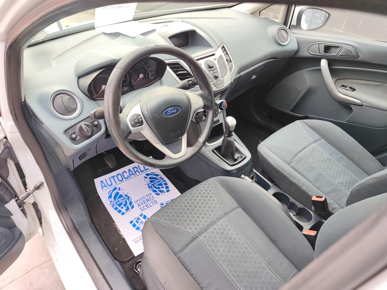 Ford Fiesta 1.4 TDCi 5p. Titanium