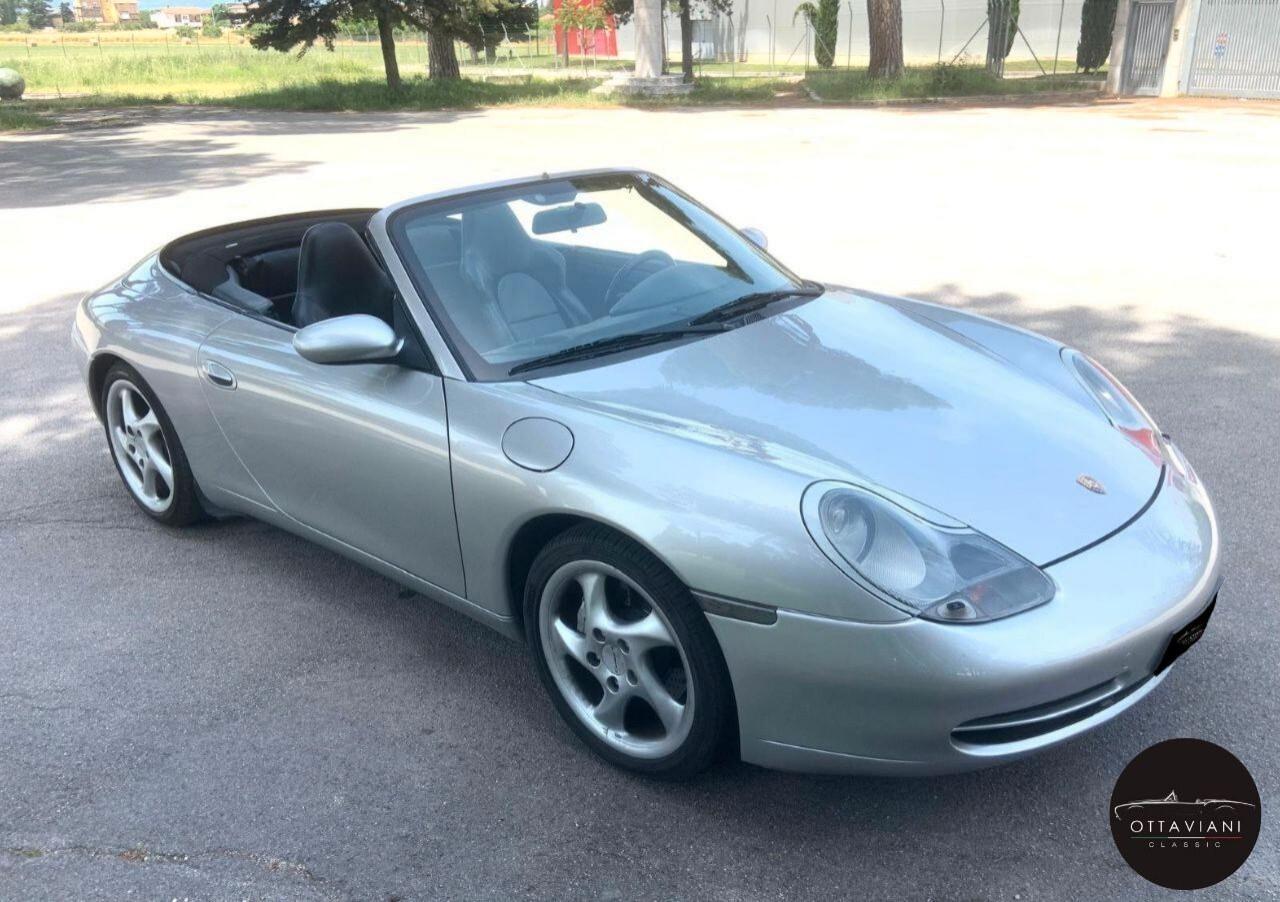 Porsche 911 996 Carrera 4