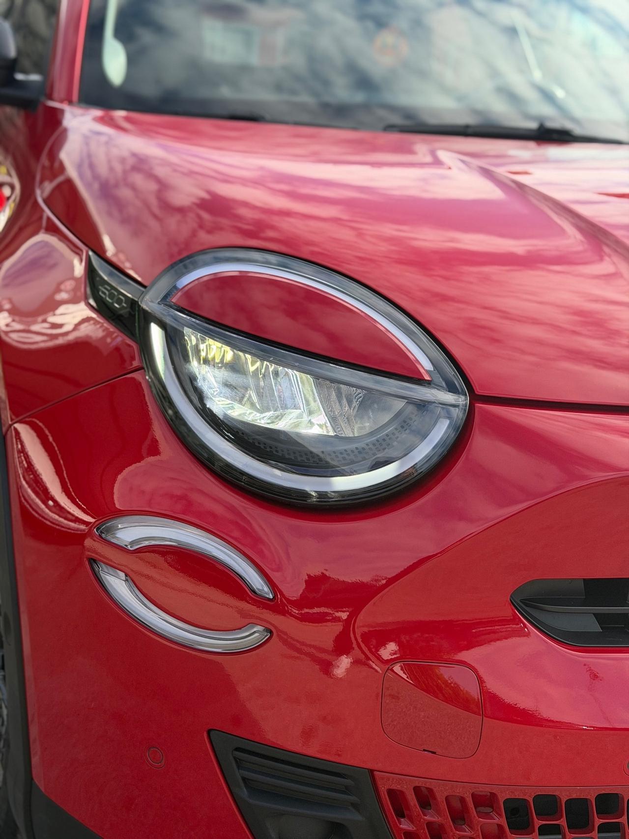 Fiat 600 Hybrid 100 CV DCT MHEV La Prima