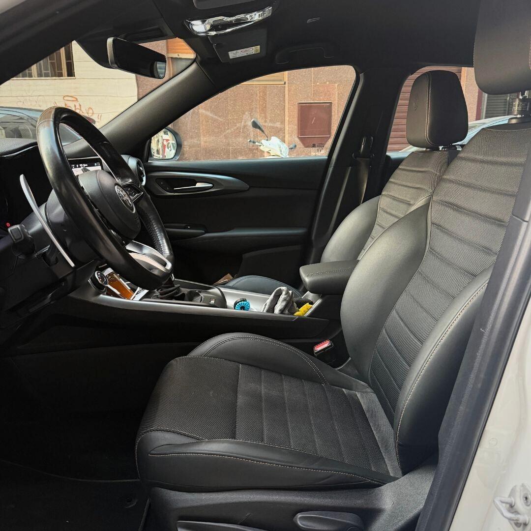 Alfa Romeo Tonale 1.6 diesel 130 CV TCT6 Ti