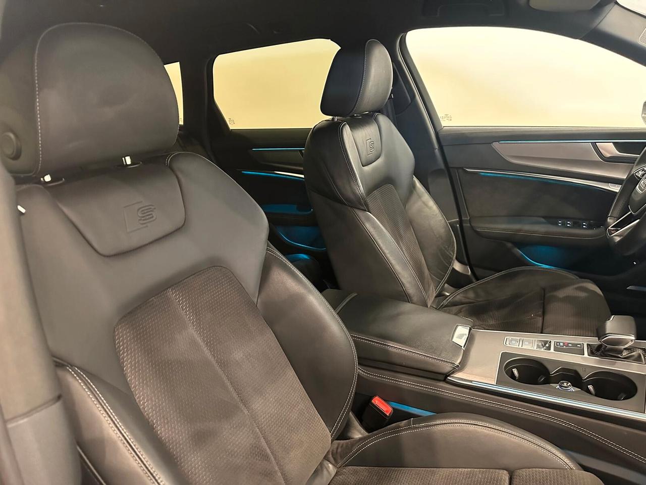 Audi A6 Avant 40 TDI S tronic S LINE