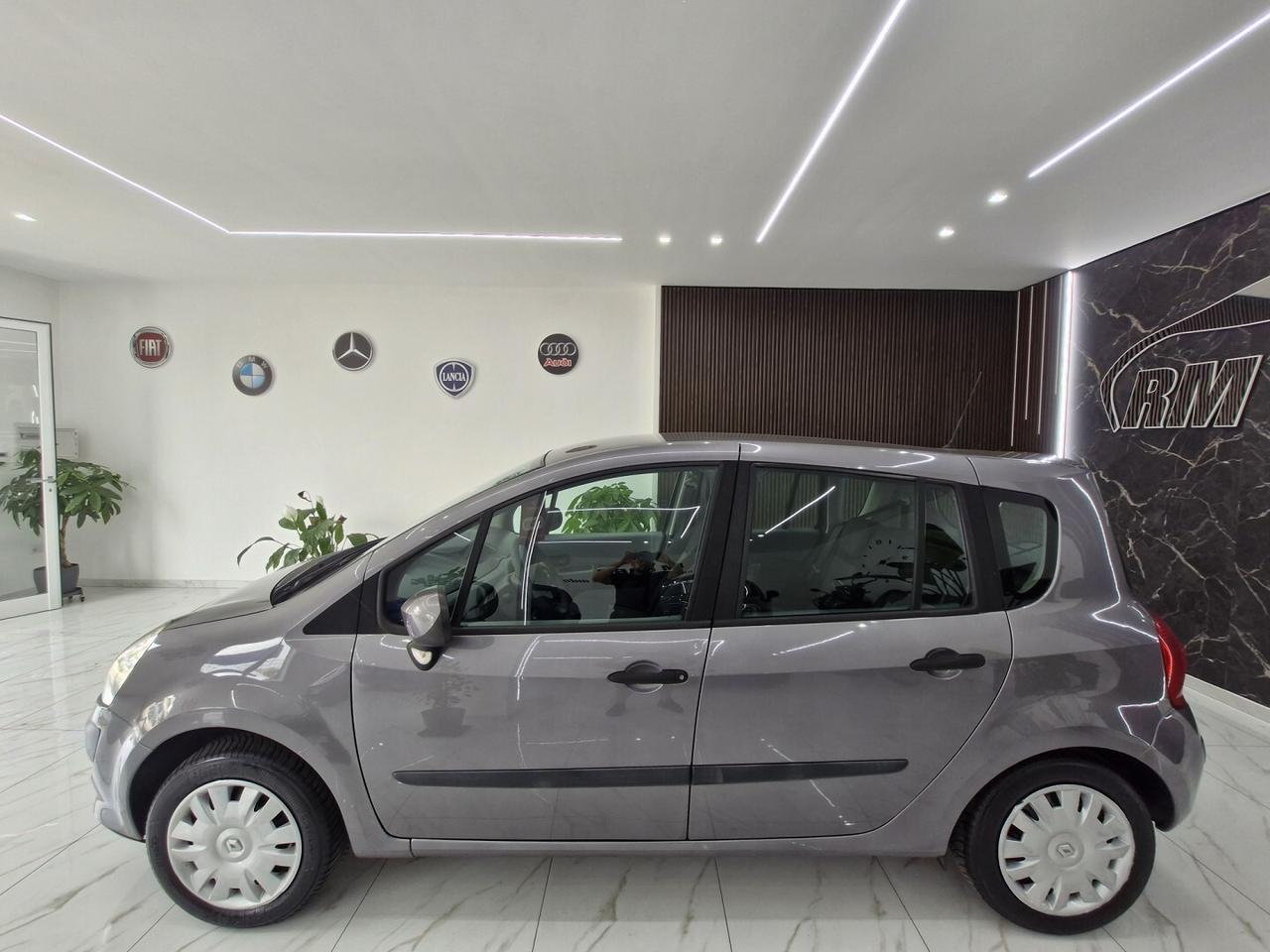 RENAULT GRAND MODUS 1.2 16V GPL DYNAMIQUE