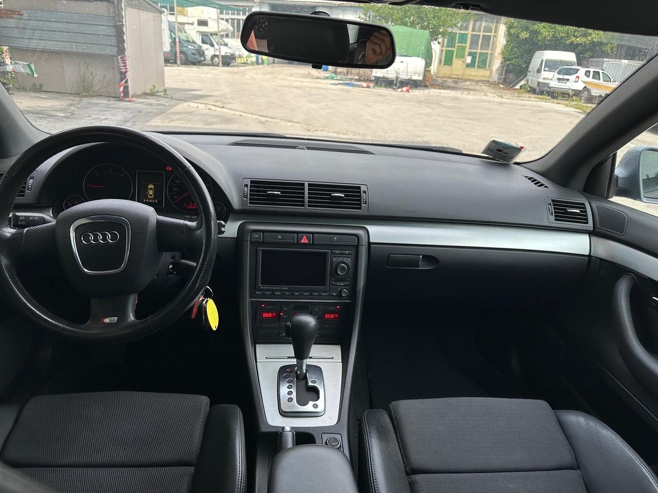 Audi A4 2.0 16V TDI Avant Top