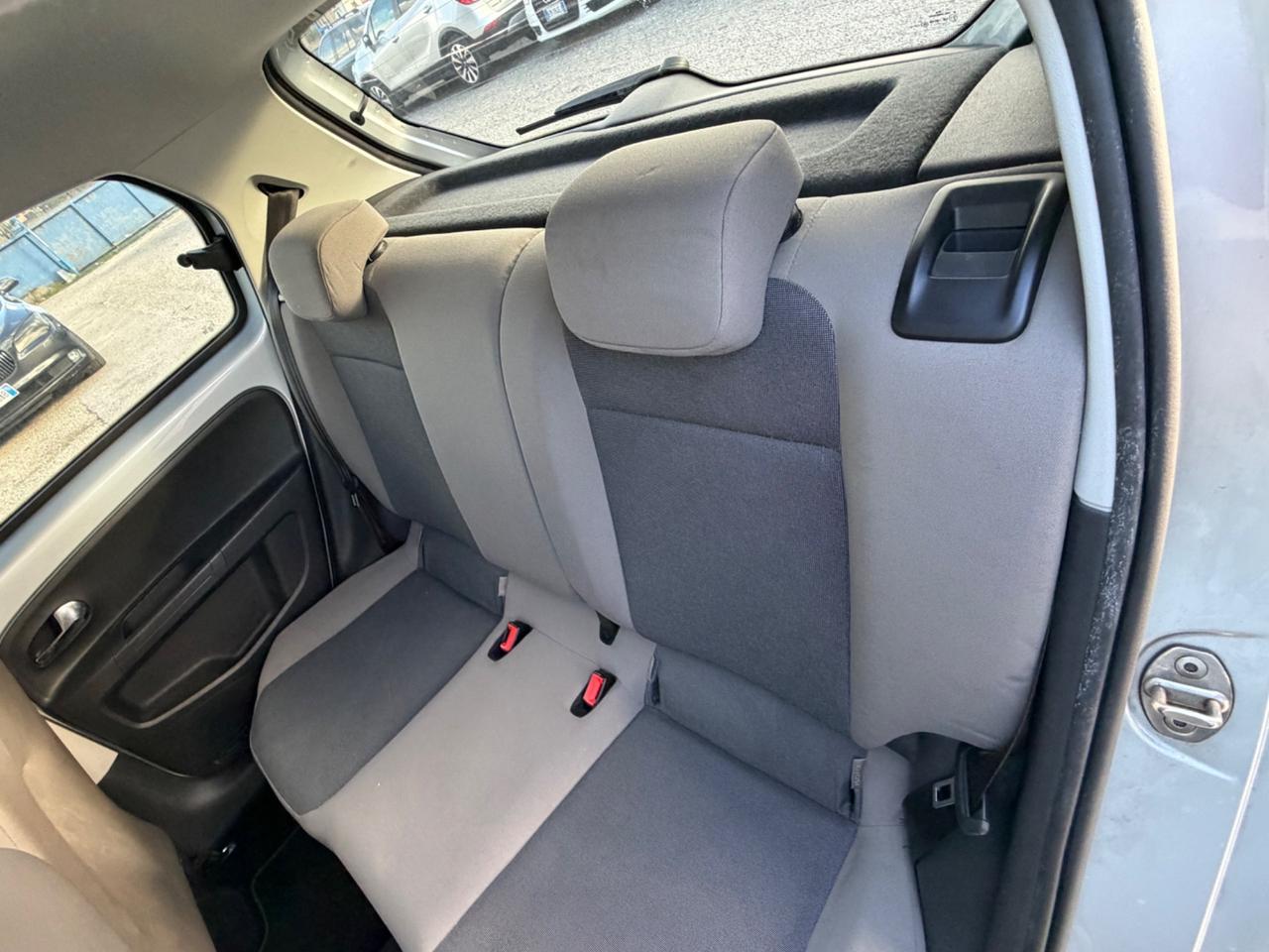 Volkswagen up! 1.0 75 CV 5p. high