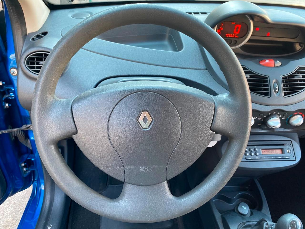 Renault Twingo 1.1 benz econ. Euro5 full 2011