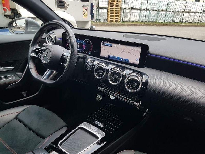 Mercedes-Benz Classe A A 180 d AMG Line Premium auto