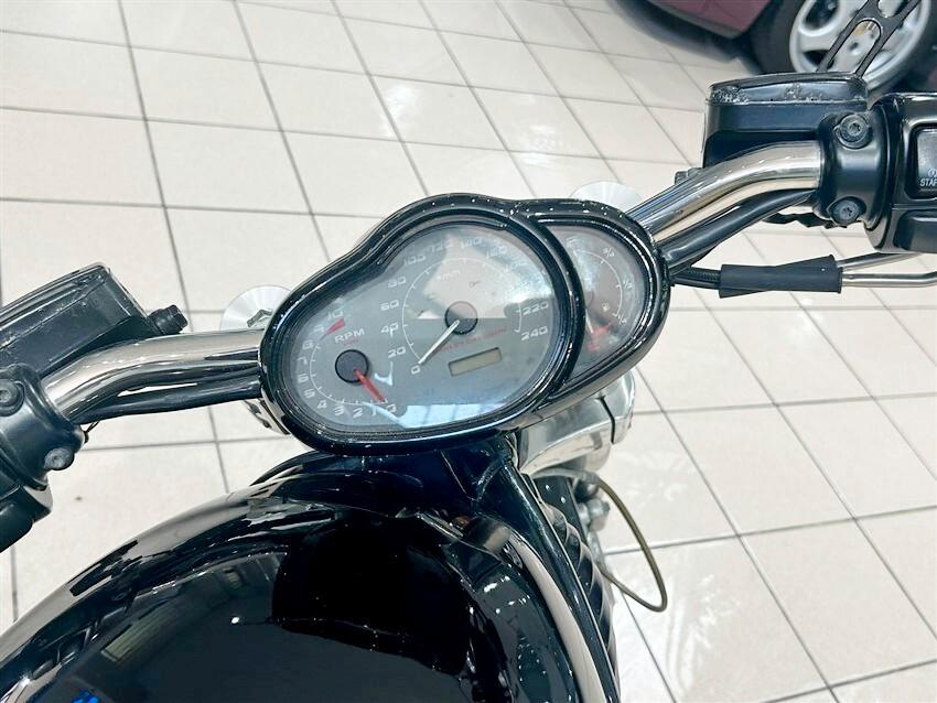 Harley-davidson 1130 V-ROD - VRSCR Street Road