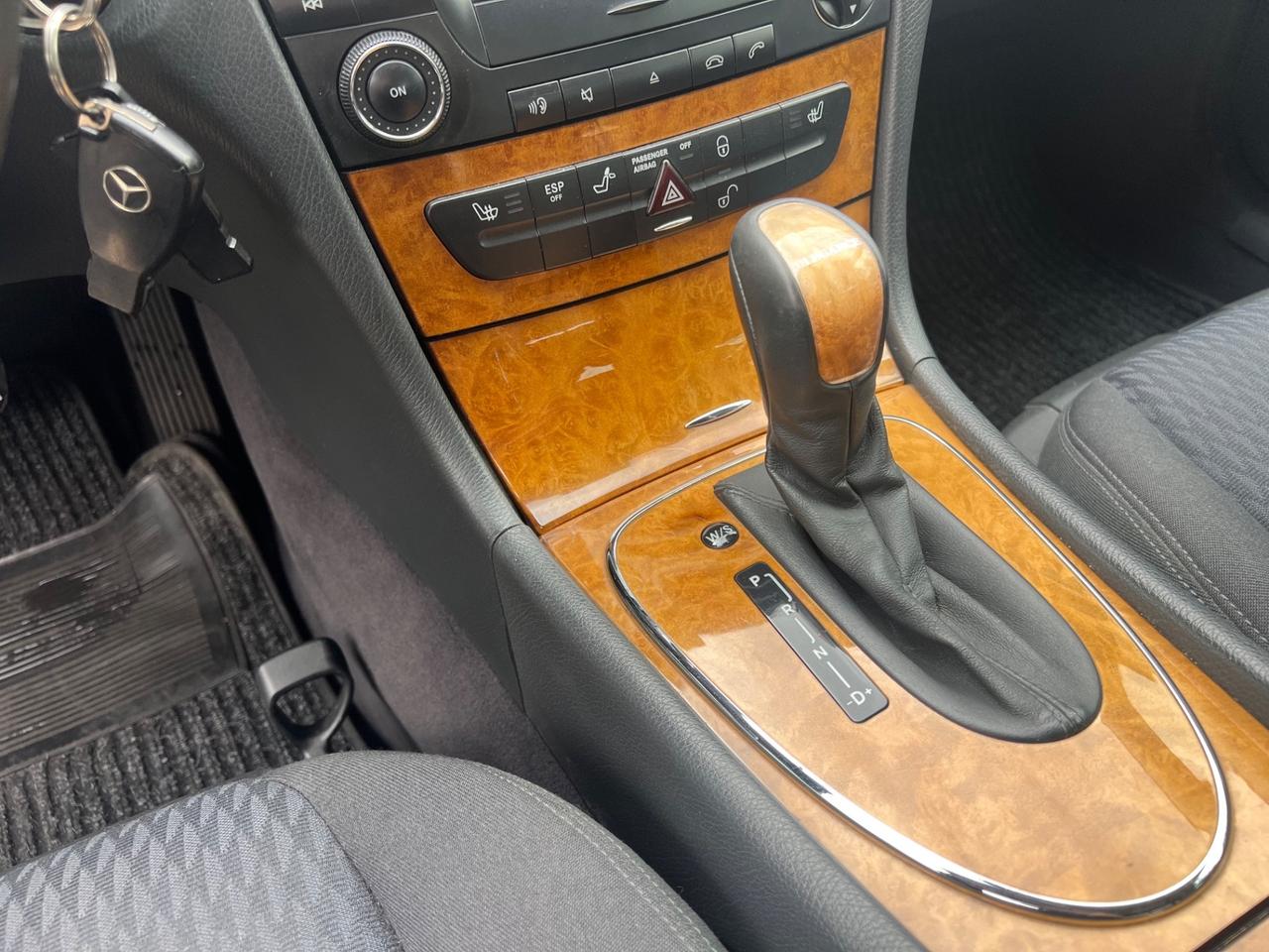 Mercedes-benz E 240 GPL Elegance