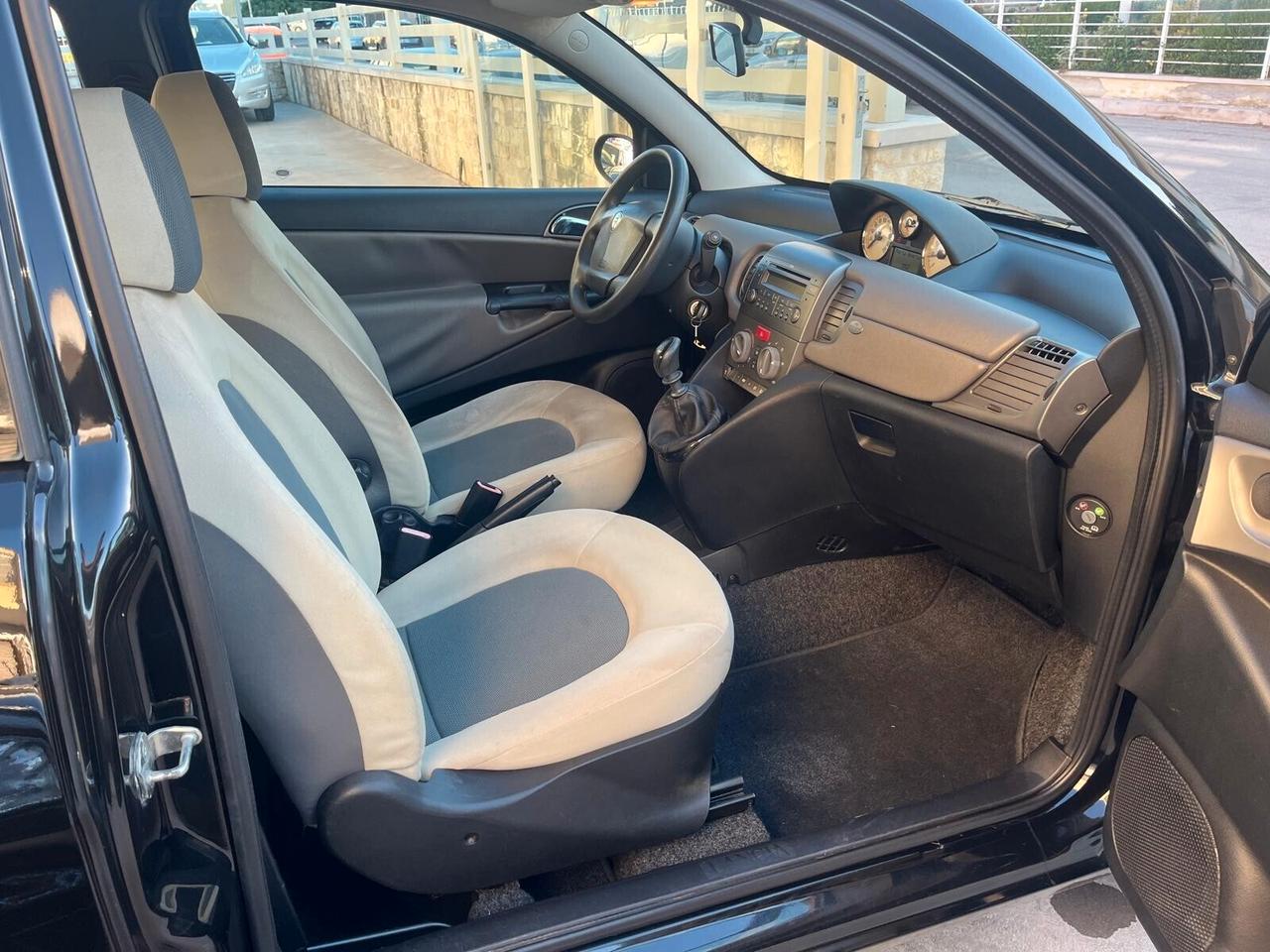 Lancia Ypsilon 1.2 Benzina