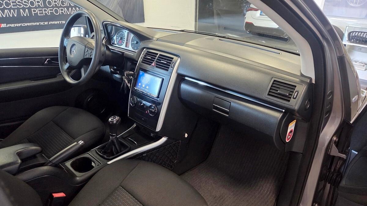 Mercedes-benz B 180 BlueEFFICIENCY Executive