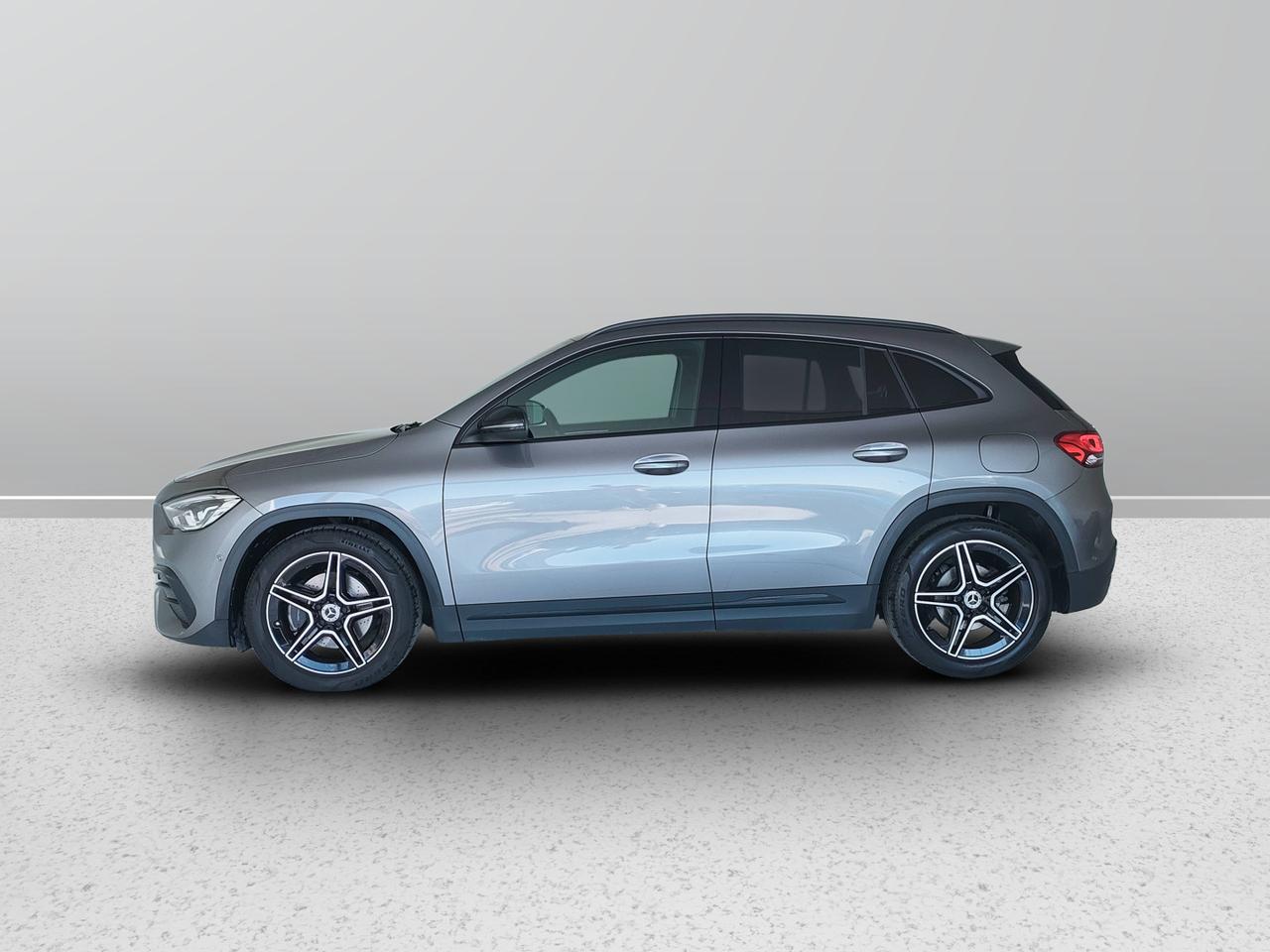 Mercedes-Benz GLA-H247 2020 - GLA 180 d Premium auto