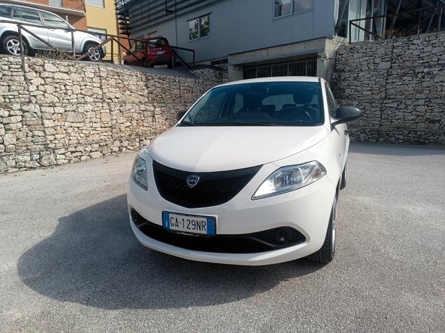 Lancia Ypsilon 1.2 69 CV 5 porte S&S Elefantino Blu 5Posti, Stupenda!