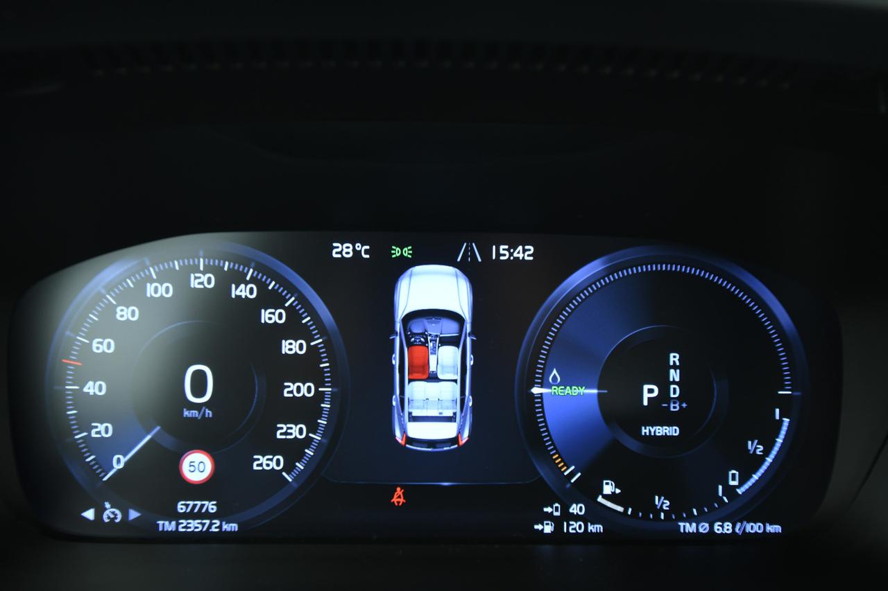 VOLVO XC40 1.5 t4 recharge phev Core auto NEOPATENTATI+APP CONNECT