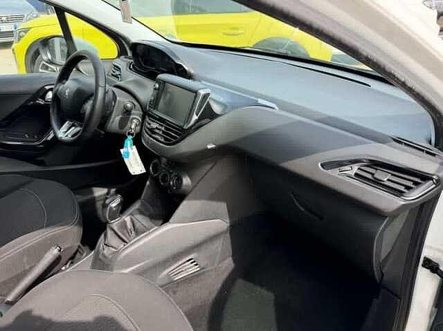 Peugeot 208 BlueHDi 75 S&S 3 porte Active