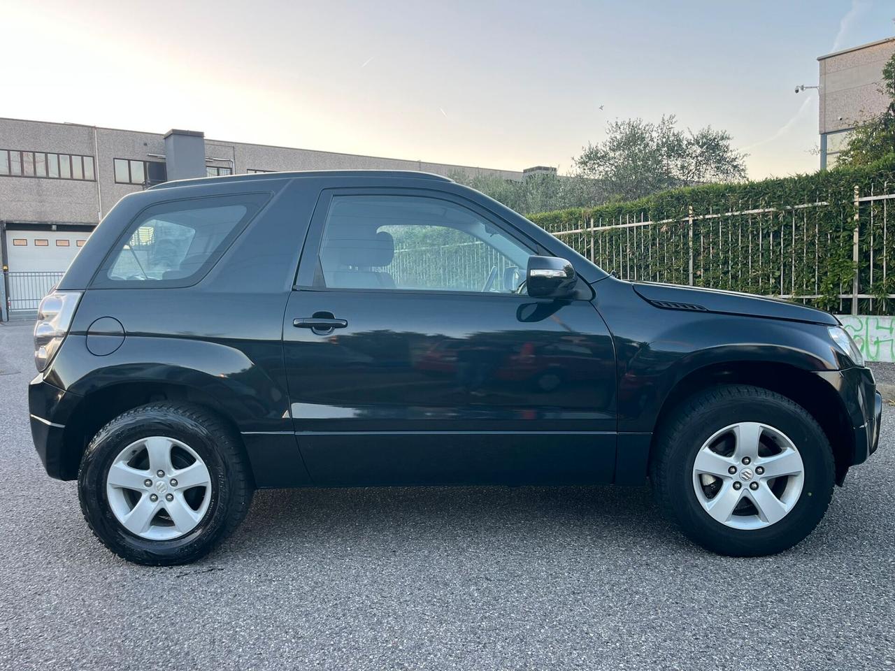 Suzuki Grand Vitara 1.6 16V 3P 40.000 KM