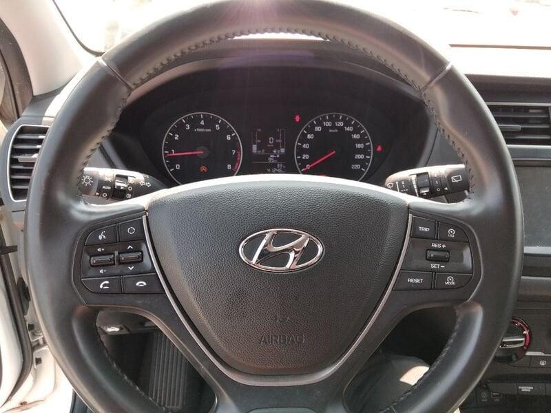 Hyundai i20 II 2018 5p 1.2 mpi Connectline econext Gpl 73cv