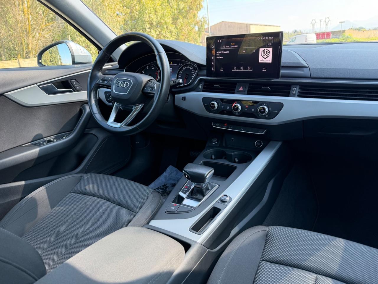 Audi A4 Avant 35 TDI/163 CV S tronic Business Advanced