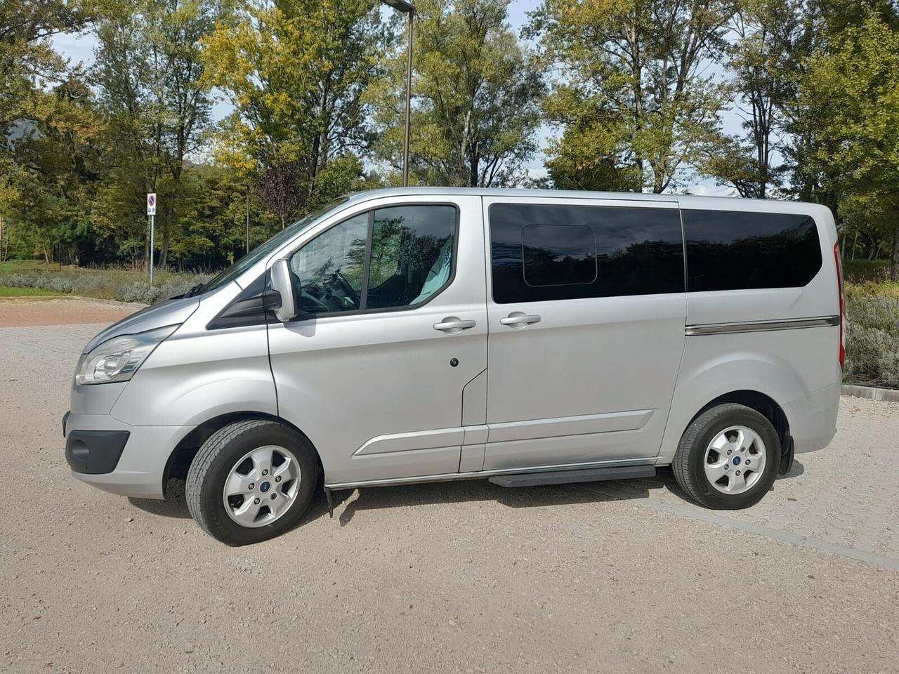 Ford Tourneo Custom 2.0 TDCi Titanium 9 POSTI