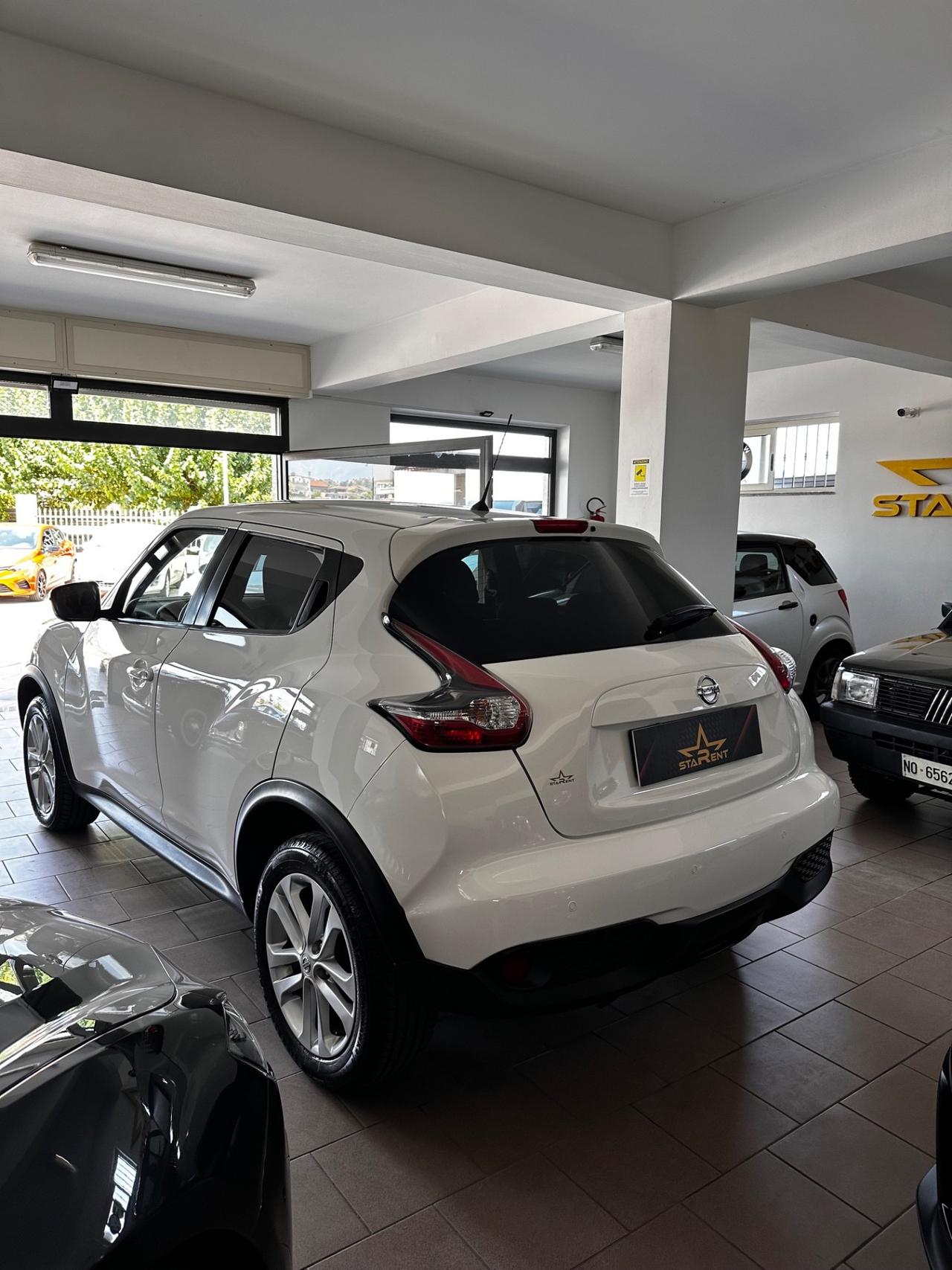 Nissan Juke 1.6 GPL Acenta