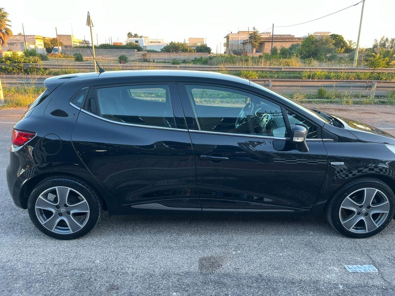 Renault Clio 1.5 dCi 5 porte Costume National 2015