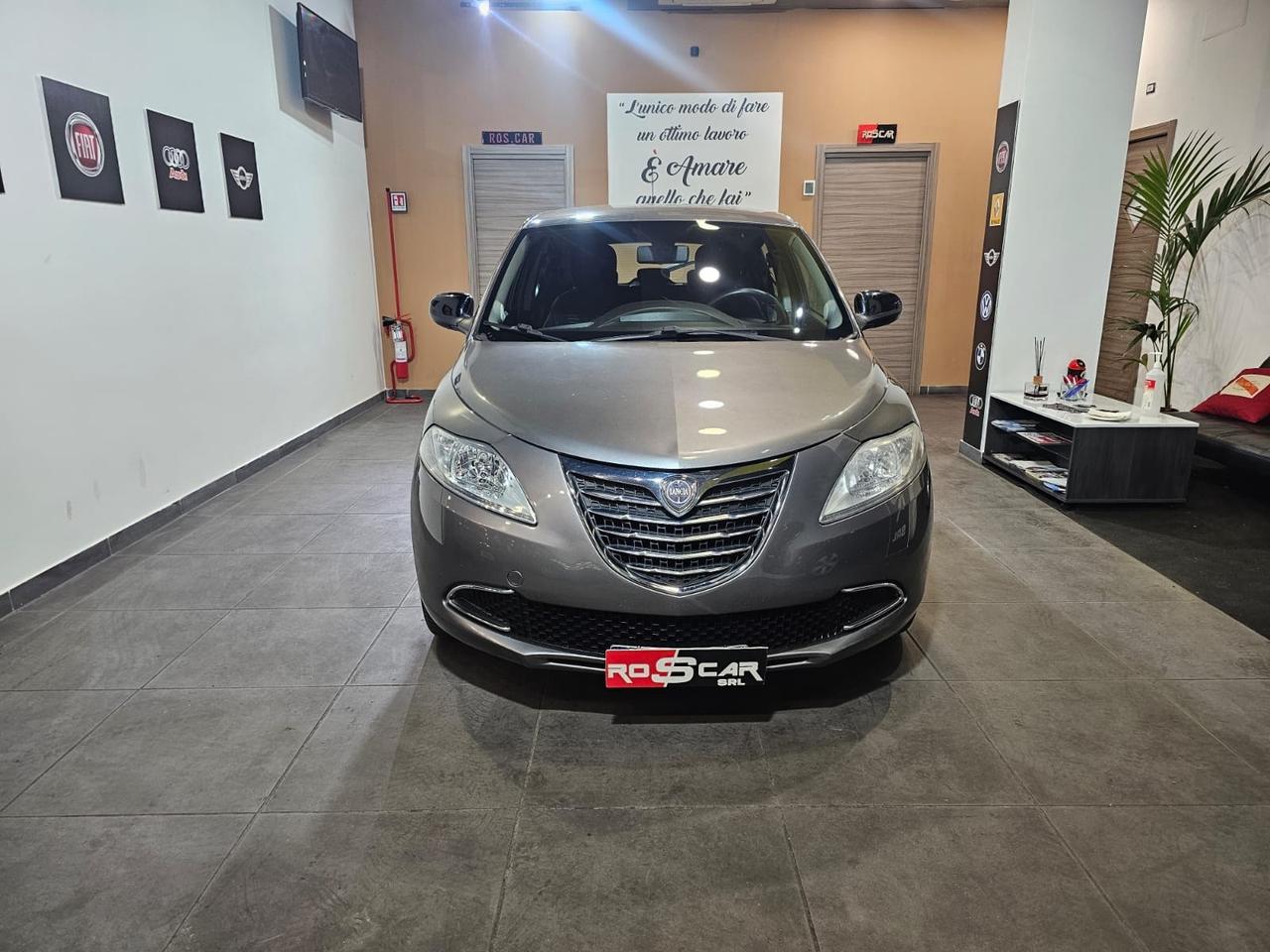 Lancia Ypsilon 1.2 69 CV 5 porte GPL Ecochic Gold