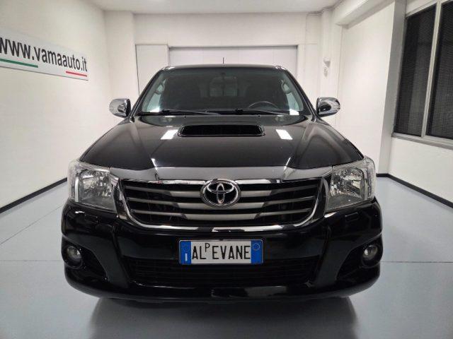 TOYOTA Hilux D-4D 4WD EXTRA CAB MANUALE