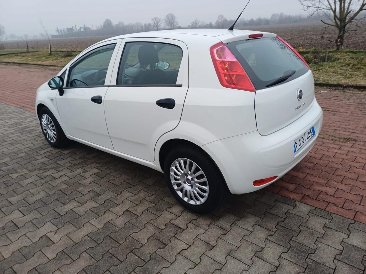 Fiat Punto 1.3 MJT II SeS 95 CV 5P Lounge