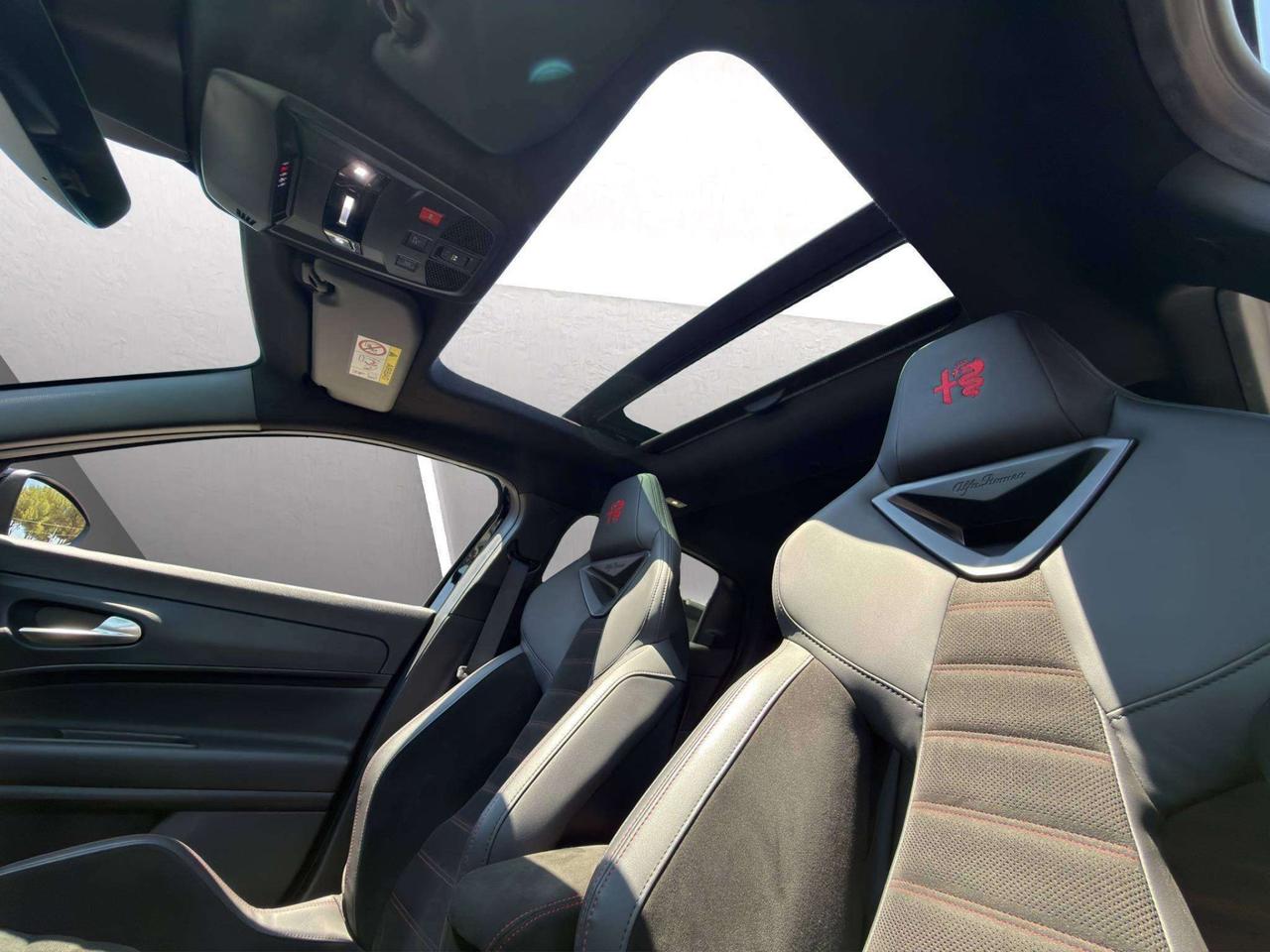 Alfa Romeo Junior Junior 1.2 ibrida Speciale 136cv- Unipro - Italiana - Promo finanziamento