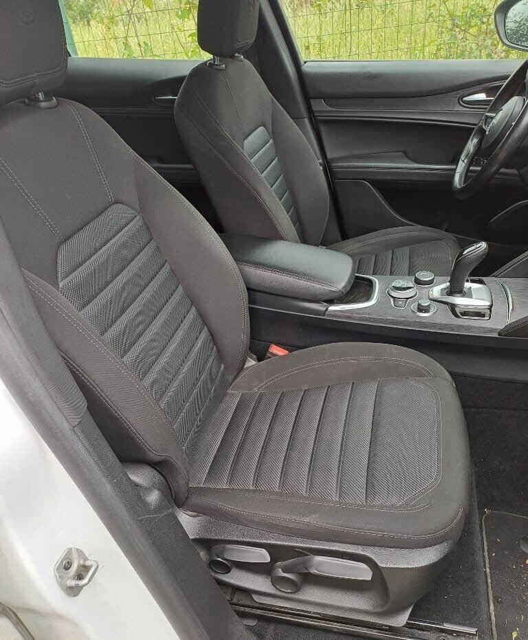 Alfa Romeo Stelvio 2.2 Turbodiesel 160 CV AT8 RWD Business 07/2022