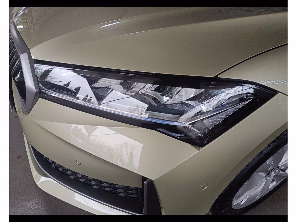 SKODA Superb wagon 1.5 tsi hybrid style 150cv dsg del 2026