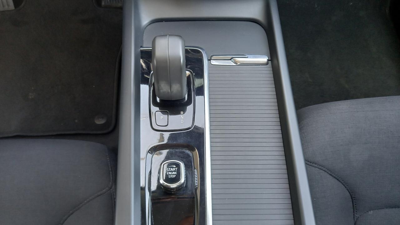 Volvo XC 60 XC60 B4 (d) AWD Geartronic Business