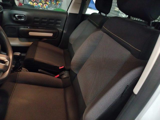 RENAULT Clio Blue dCi 100 CV 5p Autocarro 2 posti