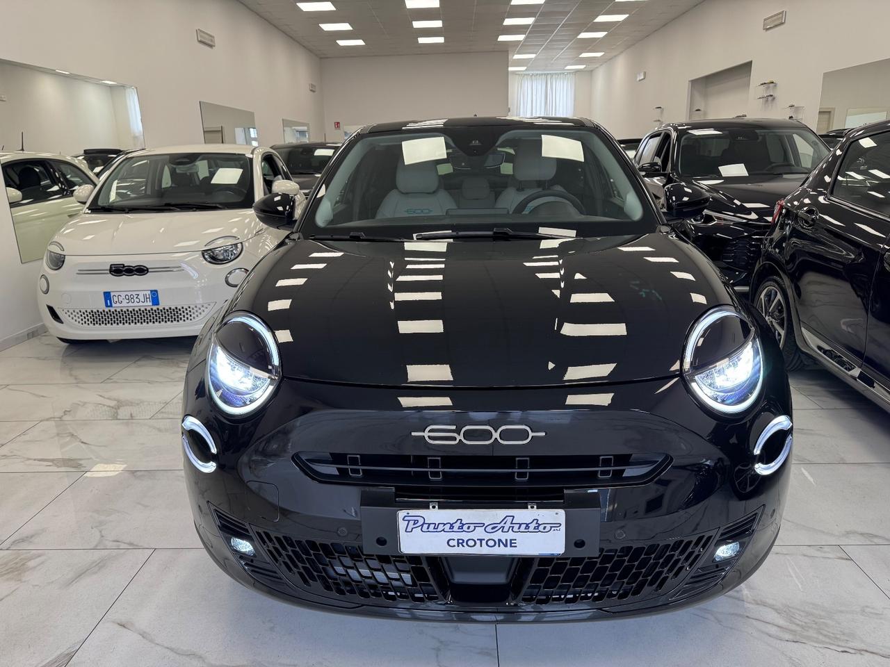 Fiat 600 Hybrid 145 CV DCT MHEV La Prima