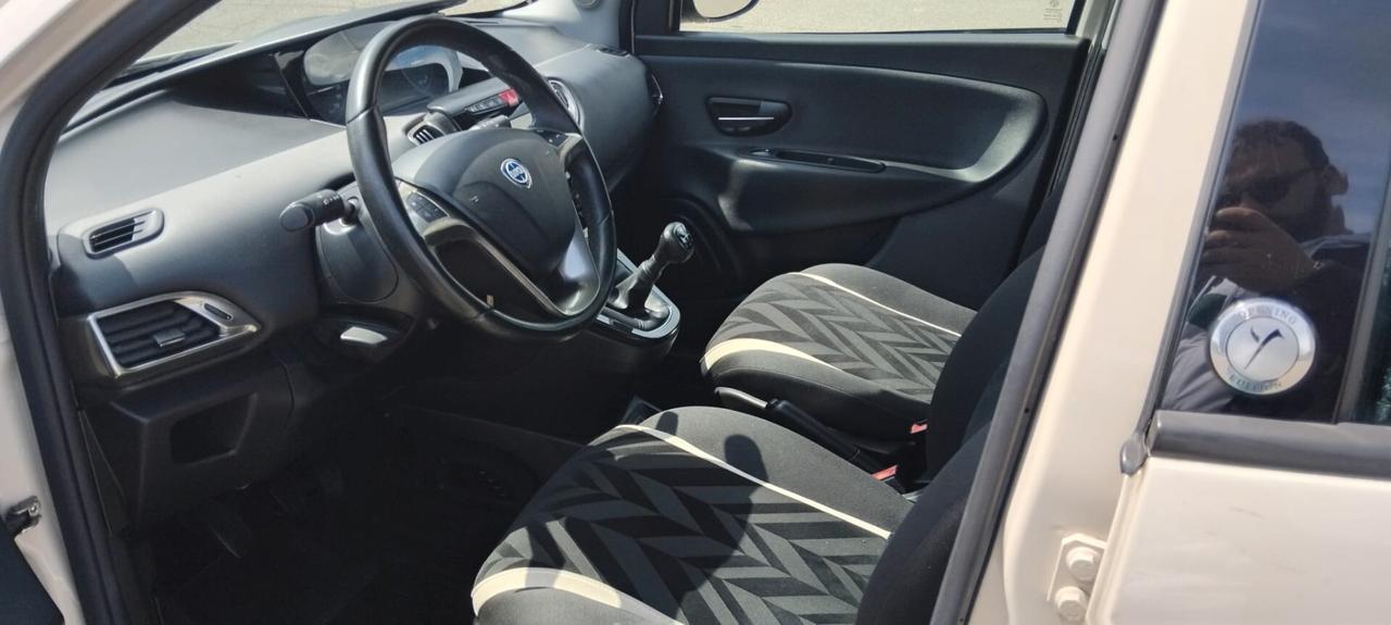 Lancia Ypsilon 1.3 MJT 16V 95 CV 5 porte S&S Gold