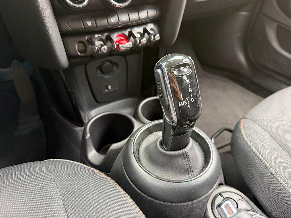 Mini Cooper 1.5 TwinPower Turbo Cooper Business DCT